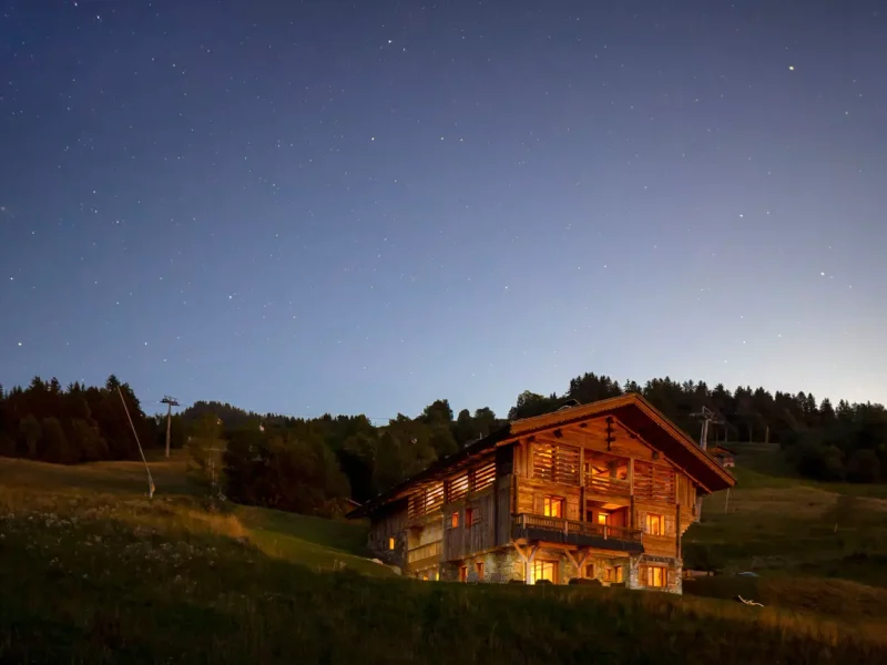 Chalet 1st slide (1)