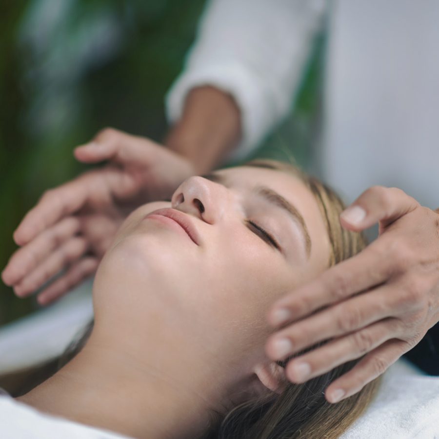 reiki-healing-treatment-with-teenage-girl-2021-09-01-22-34-52-utc_Lightroom